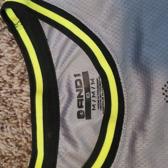 2 And One tanks - Picture 3 of 3